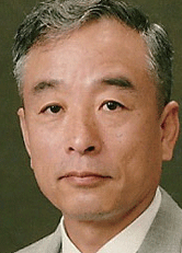 다찌가와 순스케(73세)
