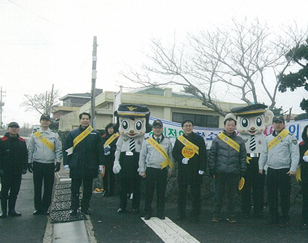 함동윤(61세)