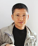  김동수(53세)