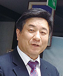  김호종(58세)